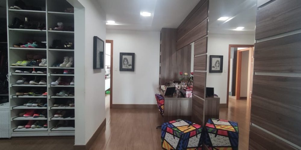 31f8cd7c-3ac2-480a-9d33-b0cf4b5c444c