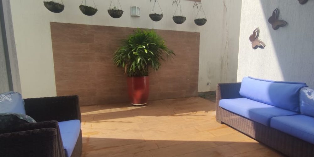 3afaedbf-a27b-403e-8239-2219ca9a2dfb