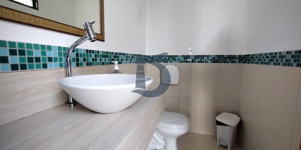 58b44440-ebfe-41e7-bafa-2db3f476c317