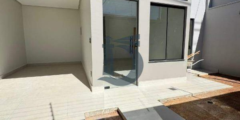 6yei2-whatsapp-image-2025-05-21-at-124519-3-1747946173