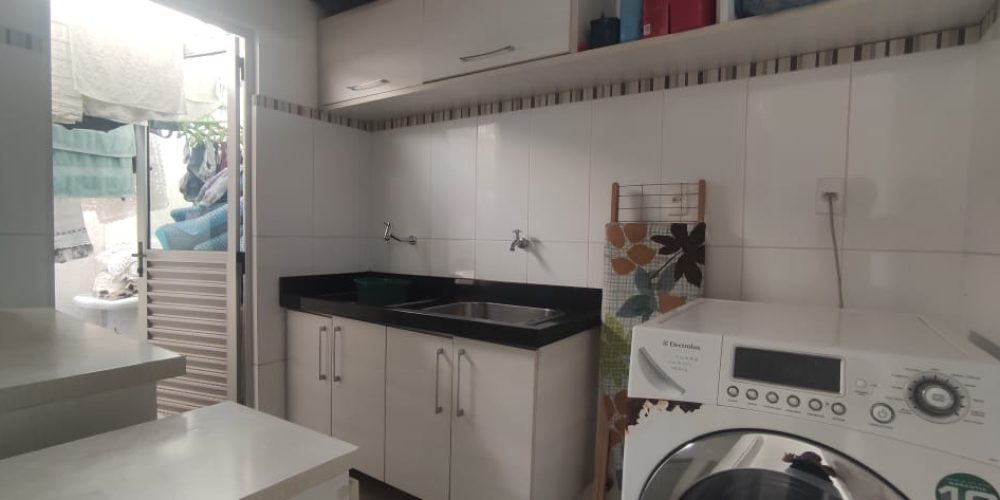 7ada6ffa-1e01-4b70-9cb7-cb4af966385d