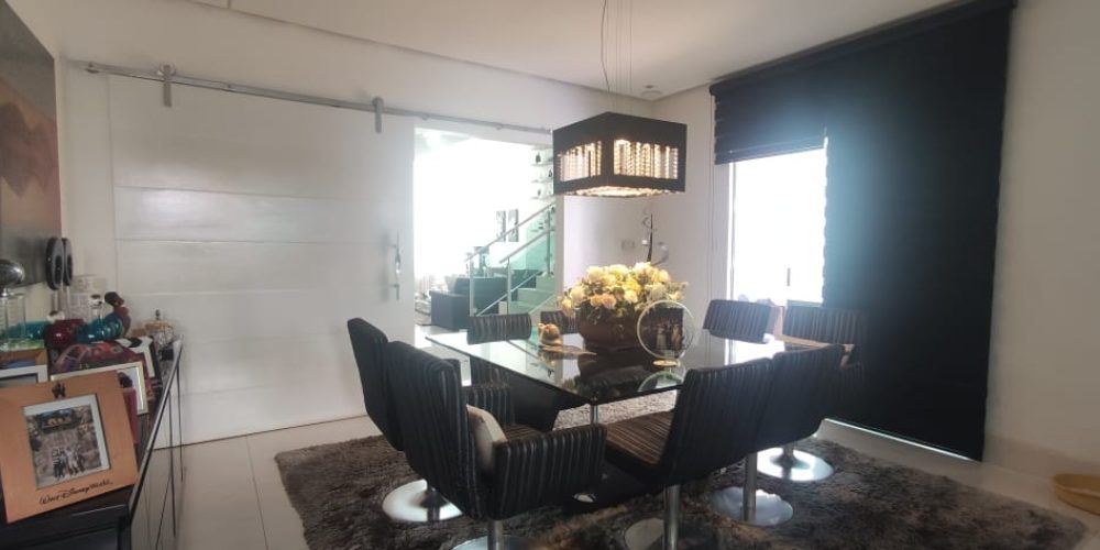 a73ee84c-d822-4e1a-bc26-1f04946103e2