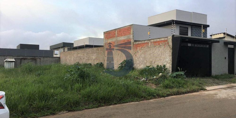 aubxy-whatsapp-image-2025-03-25-at-100253-1743103310