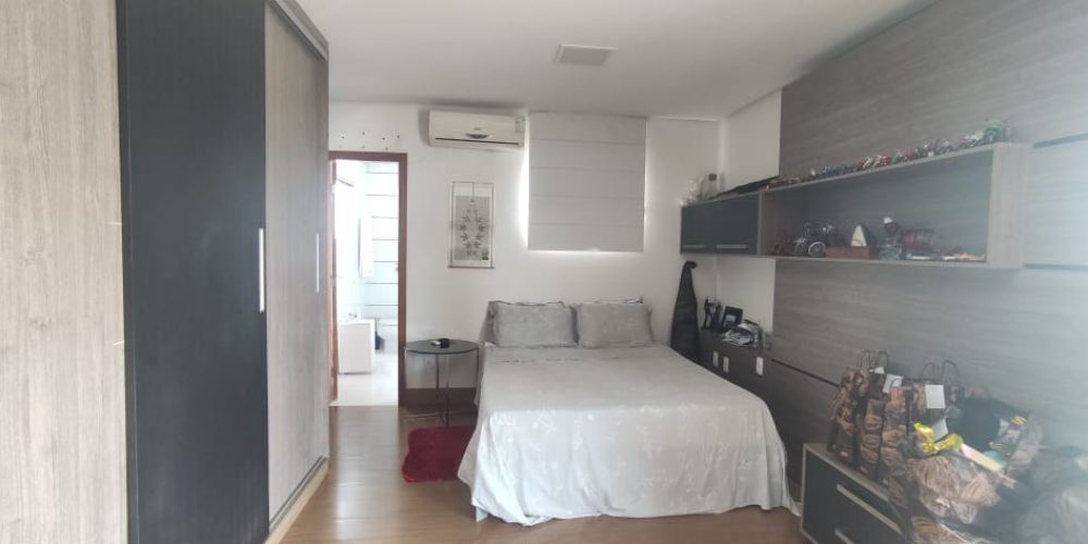 b4202a89-4841-460a-bd78-4dadad70b716