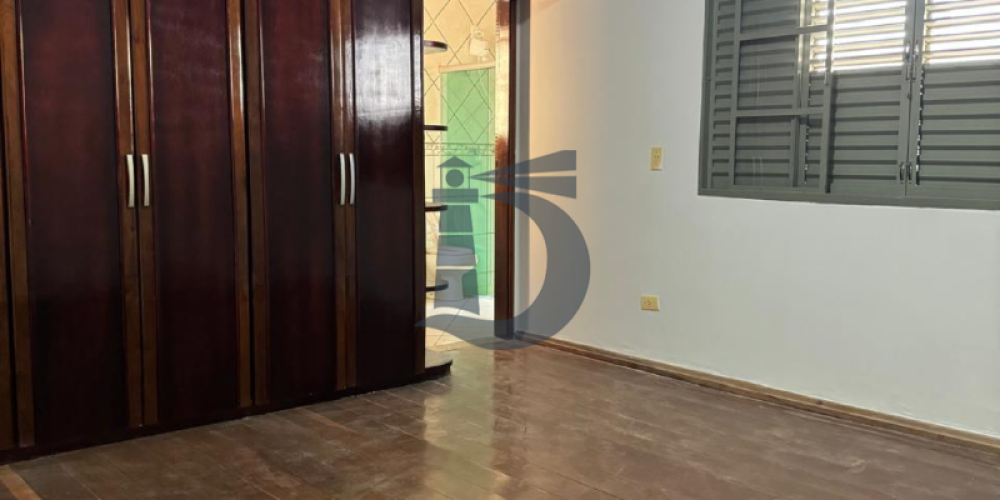 e2vxi-20-1728414184
