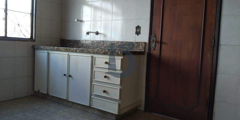 e5902034-8483-4bc1-93bb-3c7348307ae0