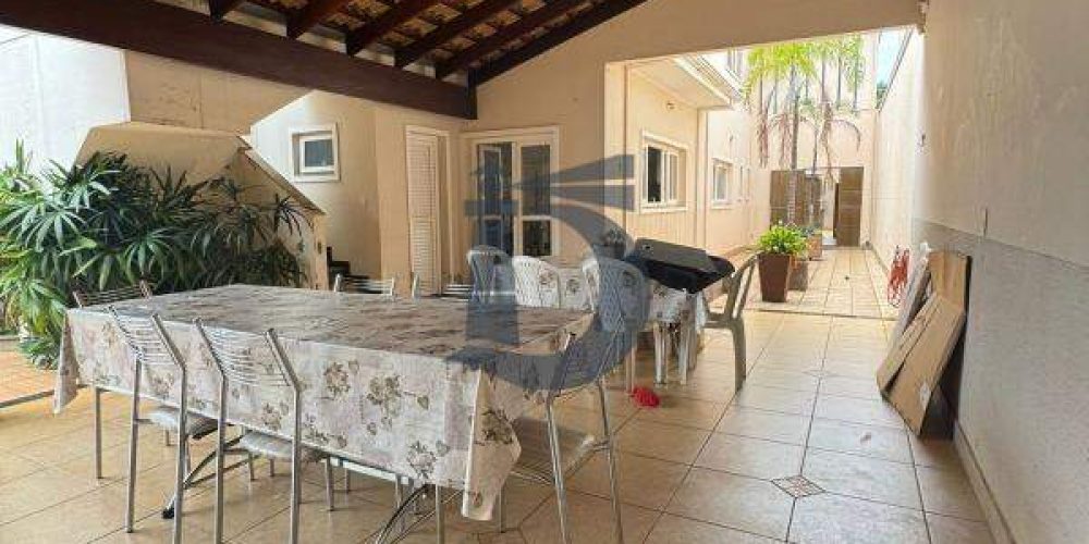 j4j57-whatsapp-image-2024-12-11-at-121738-1734036800