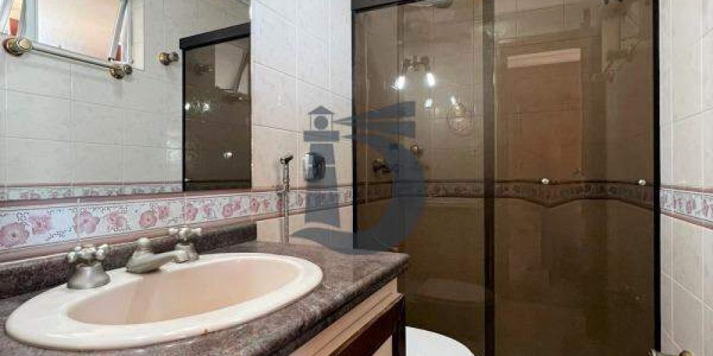 m3dr3-whatsapp-image-2025-11-24-at-153731-1764271351