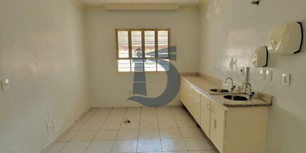 rmvwyh-whatsapp-image-2024-10-08-at-173229-2-1728420470