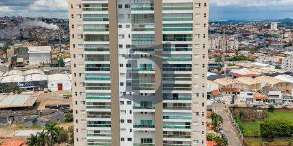 uzom4-fachada-4-1771860211